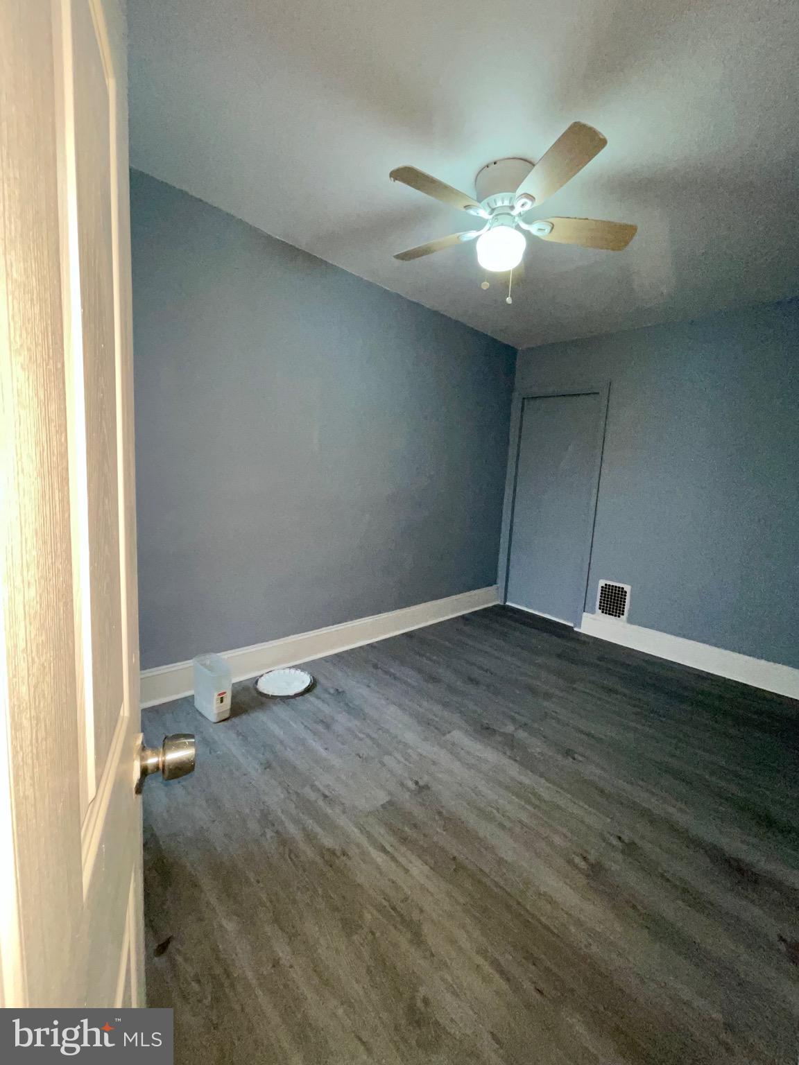 KENSINGTON - Residential Lease