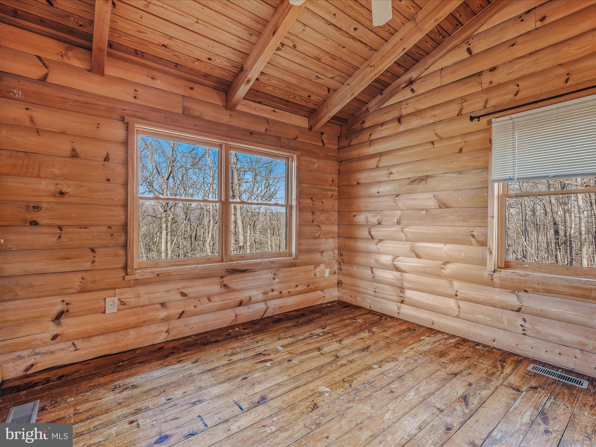 ROUND TOP ESTATES - Residential