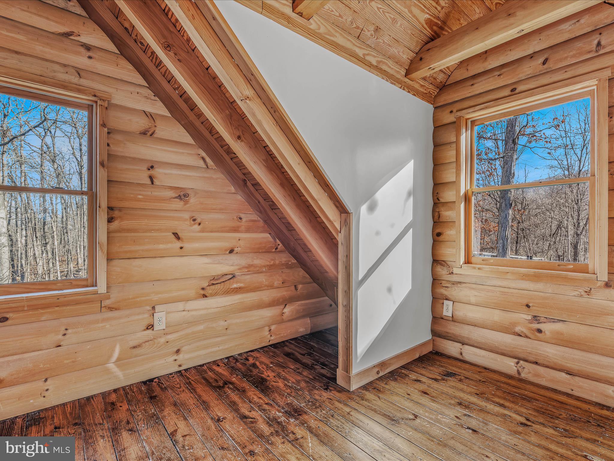 ROUND TOP ESTATES - Residential