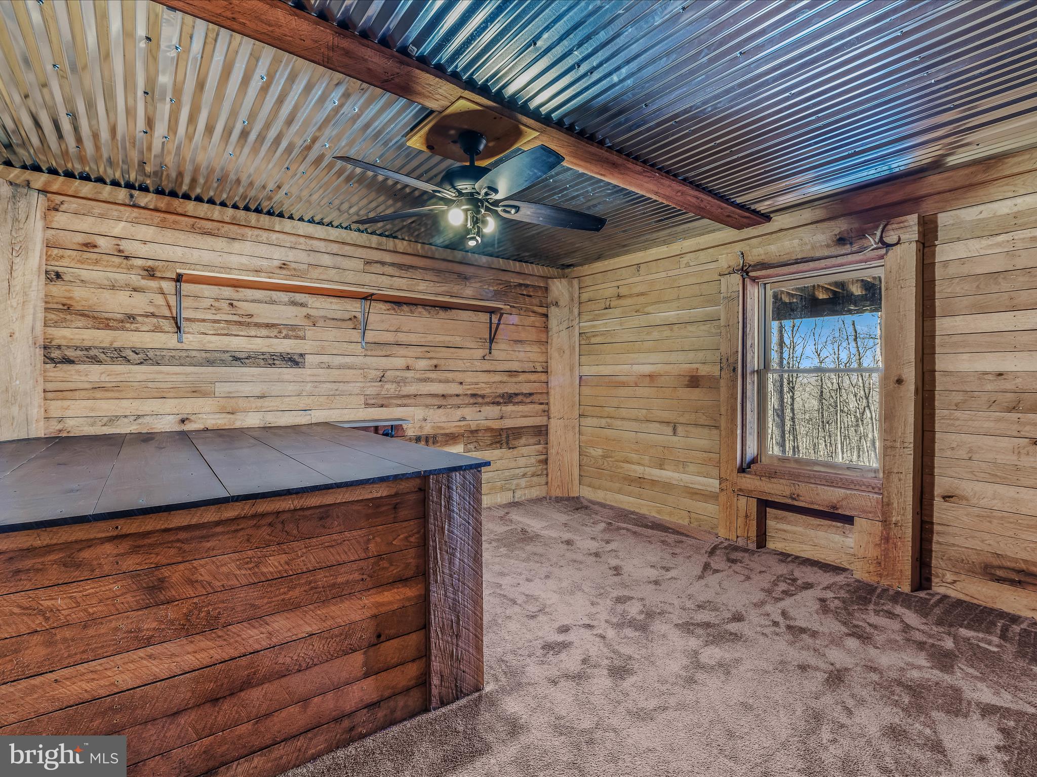 ROUND TOP ESTATES - Residential