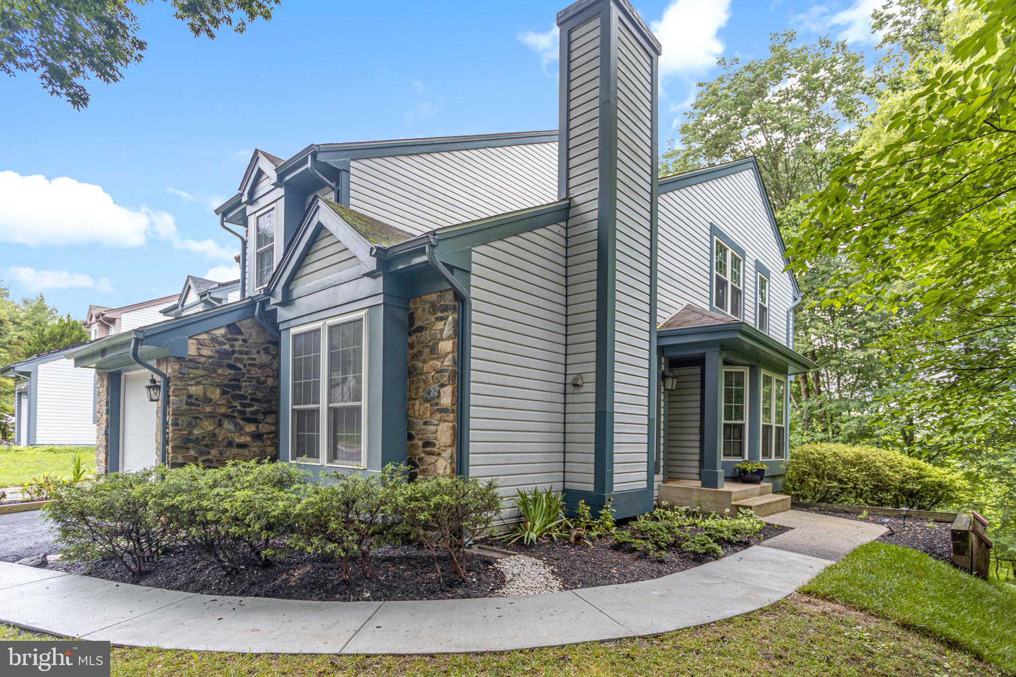1651 HUGO CIRCLE
