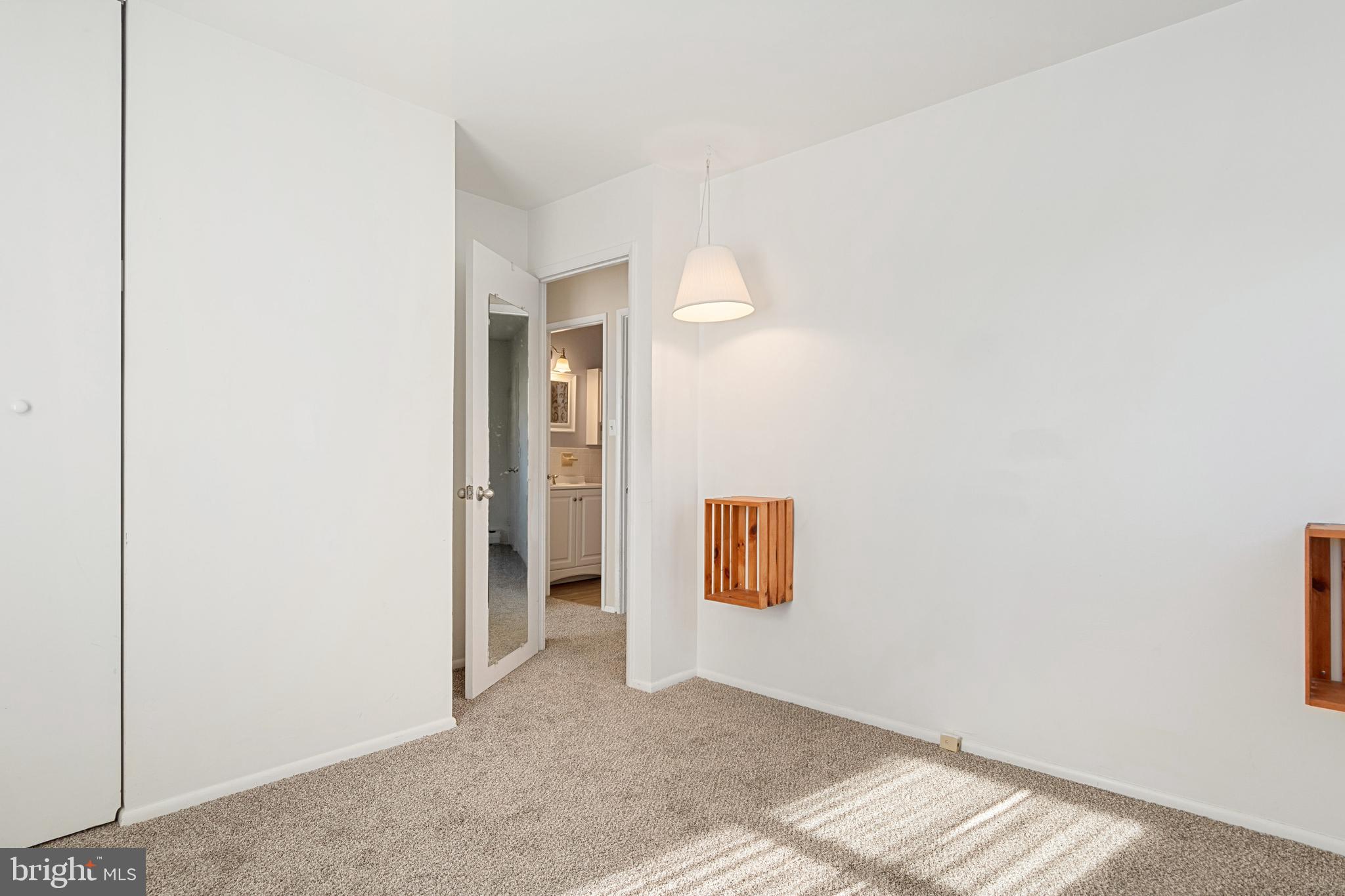 COLLEGE HEIGHTS - Residential