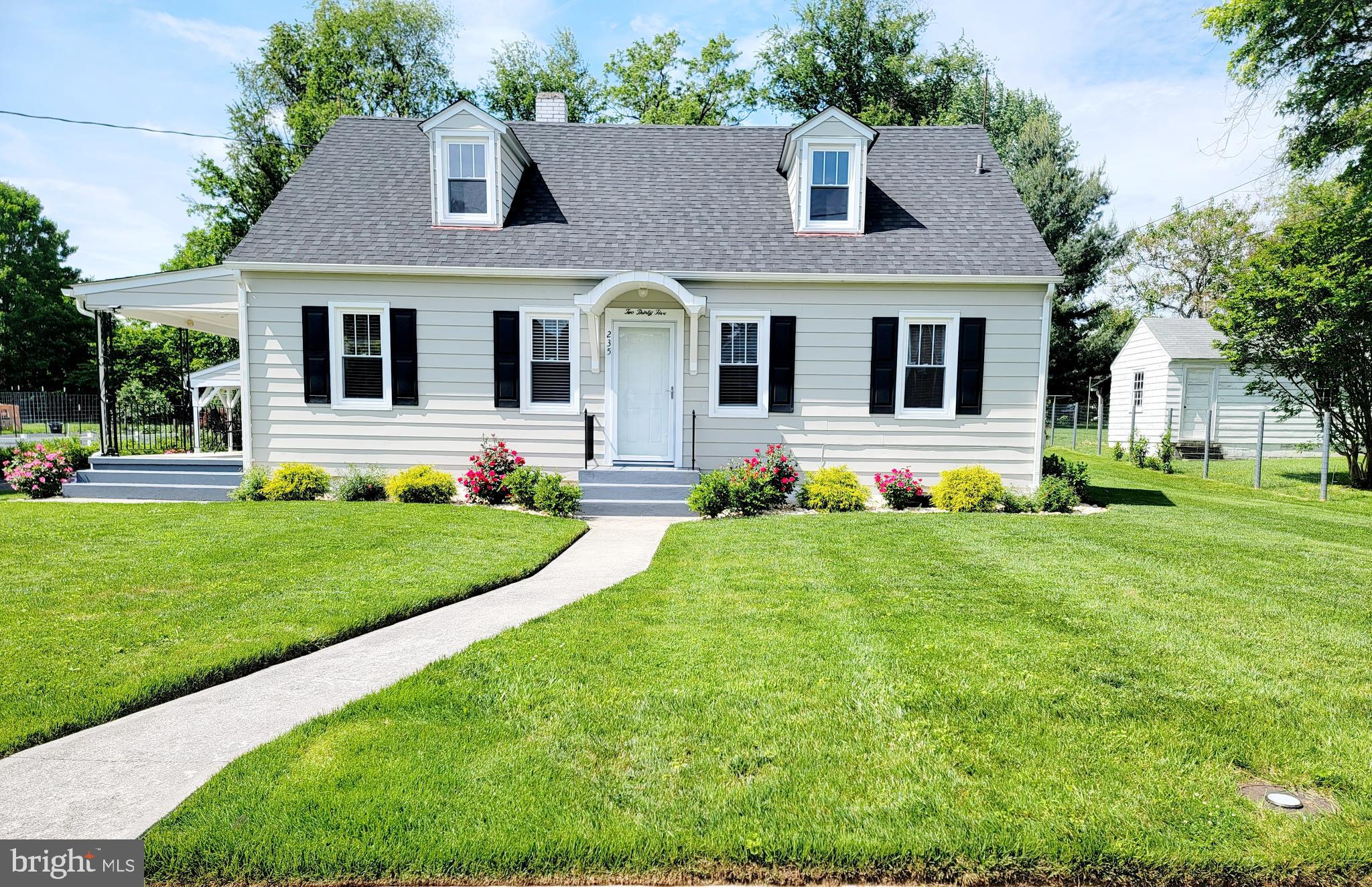 CROWN ESTATES - Residential