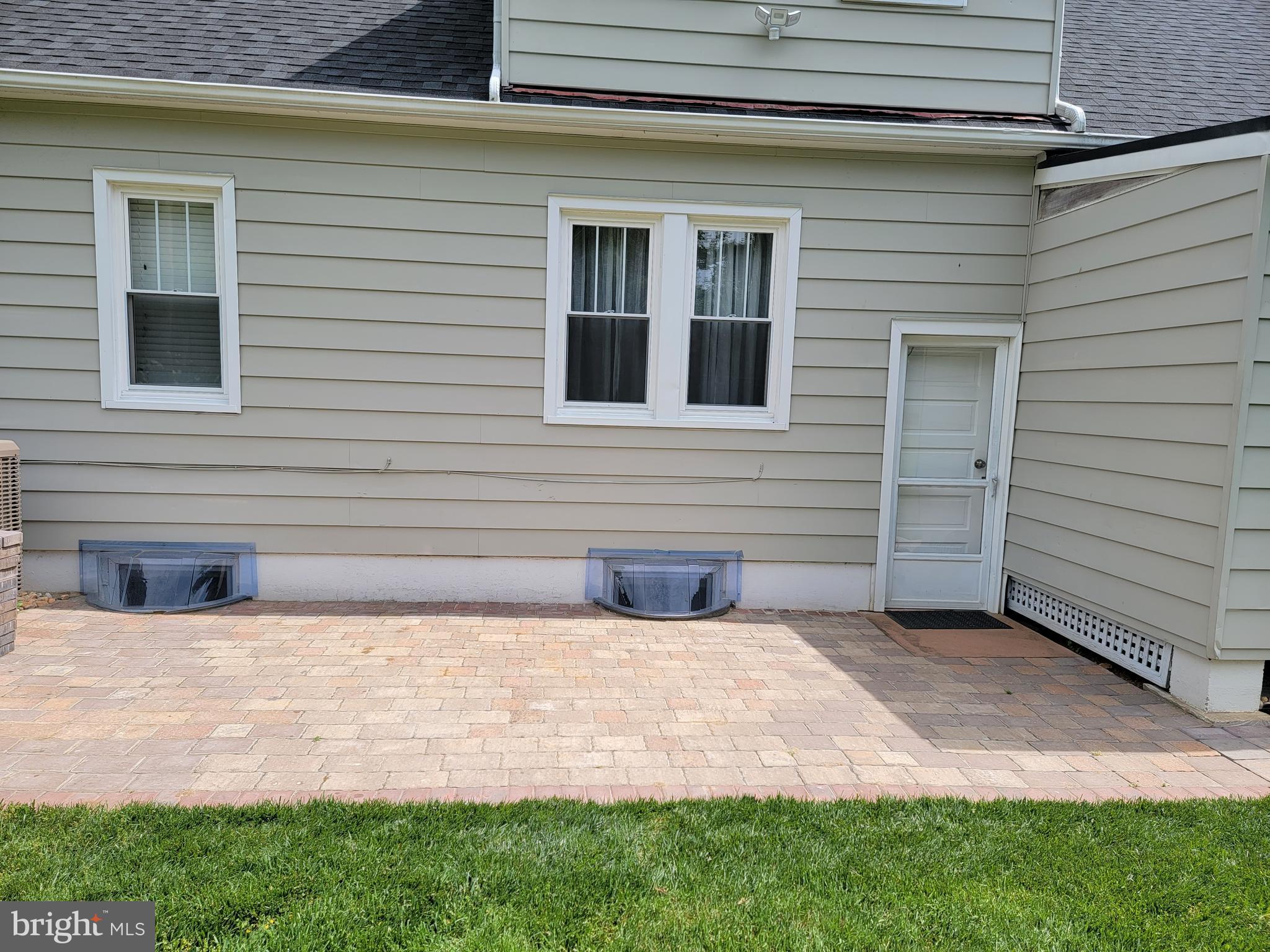 CROWN ESTATES - Residential