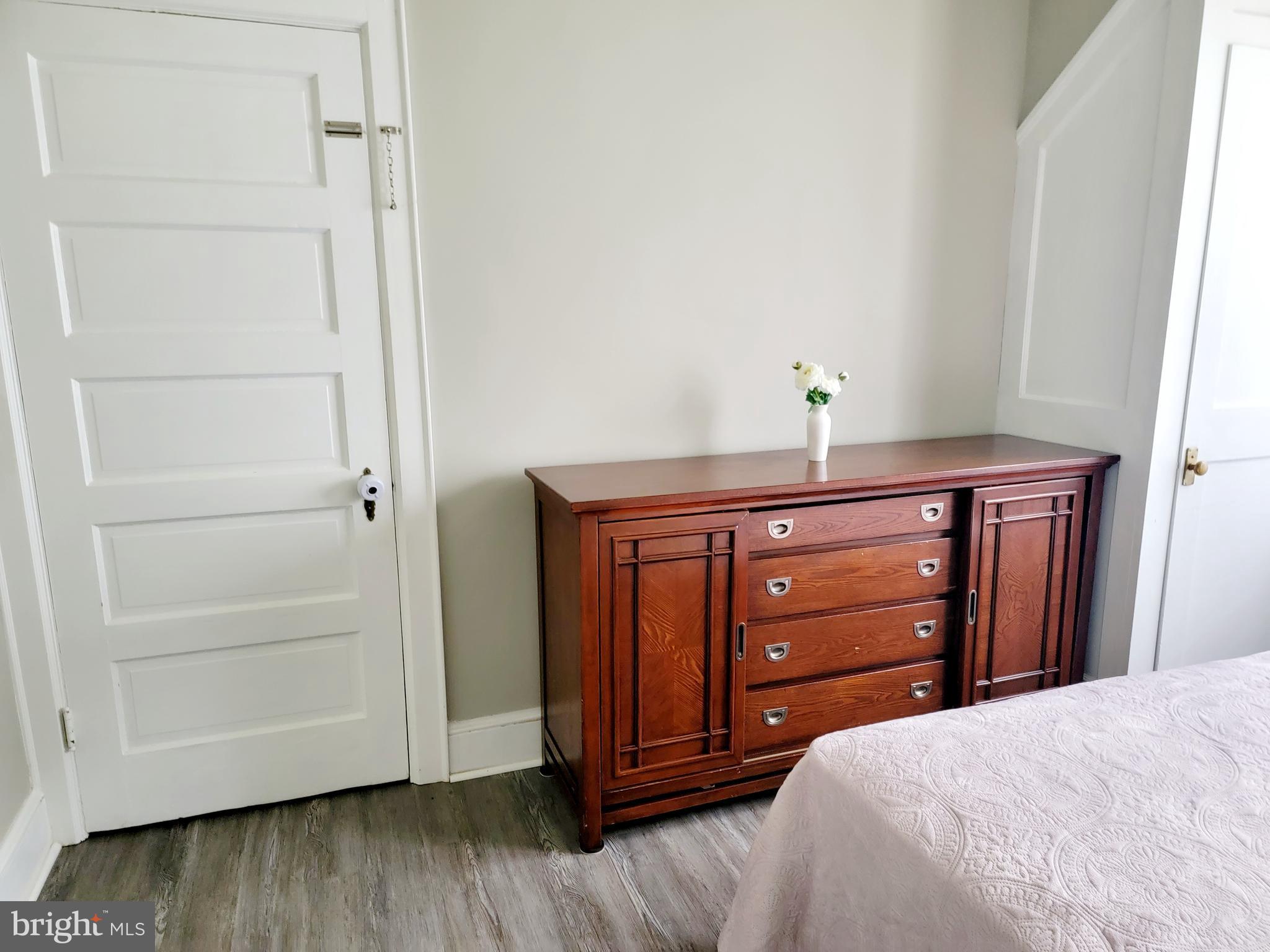 CROWN ESTATES - Residential