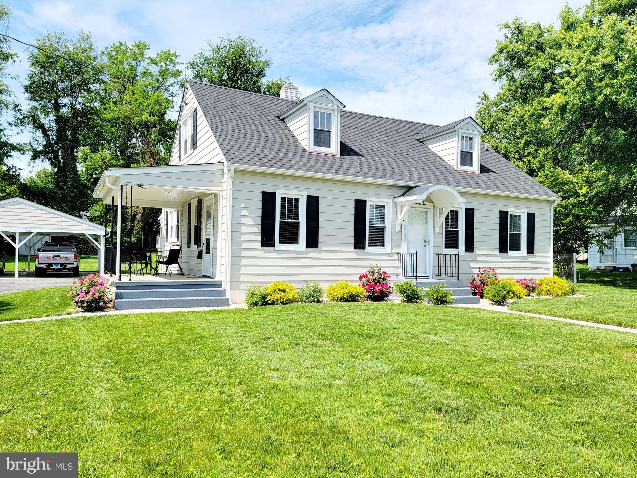 CROWN ESTATES - Residential