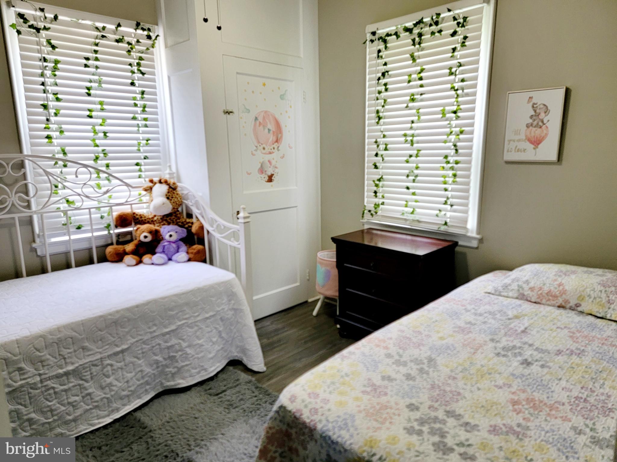 CROWN ESTATES - Residential