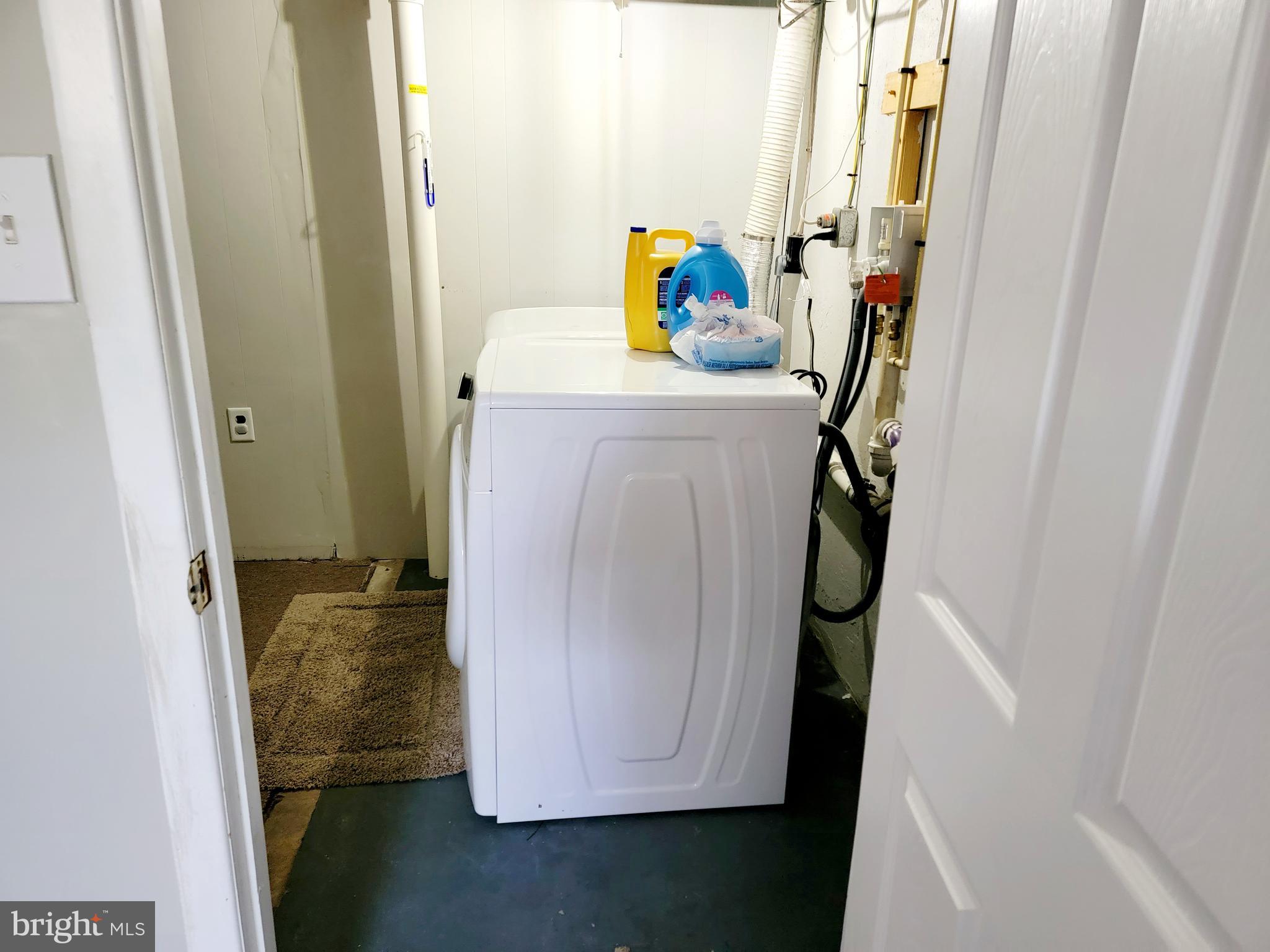 CROWN ESTATES - Residential