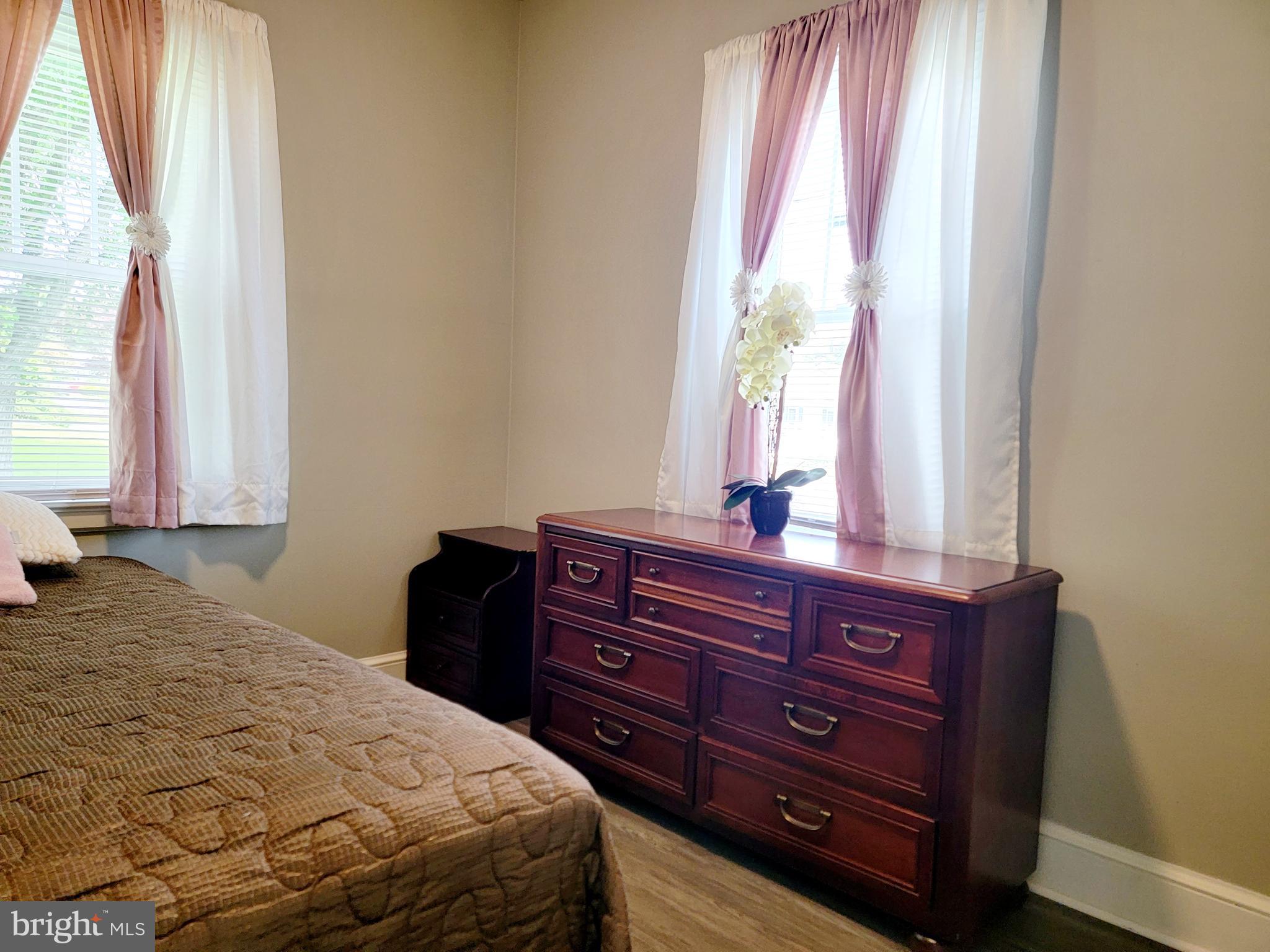 CROWN ESTATES - Residential