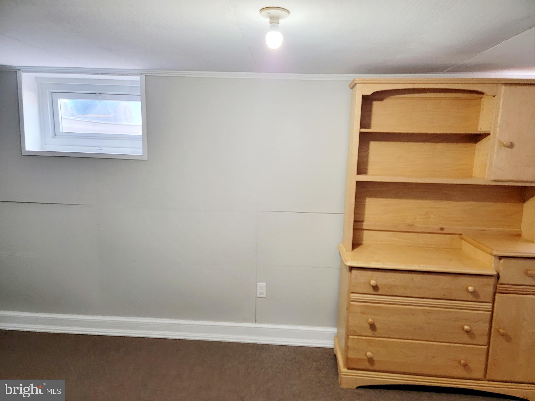 CROWN ESTATES - Residential