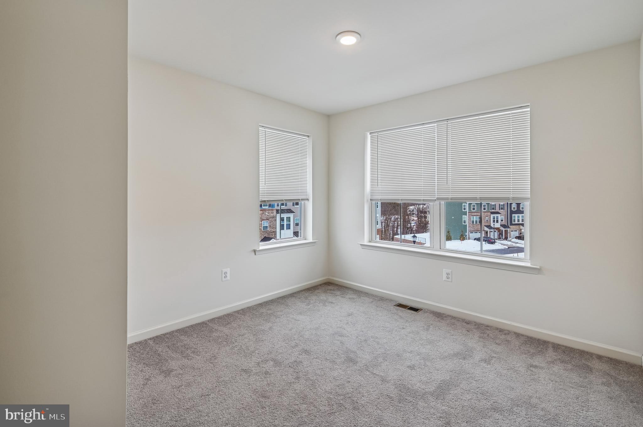 THE RIDGES - Residential