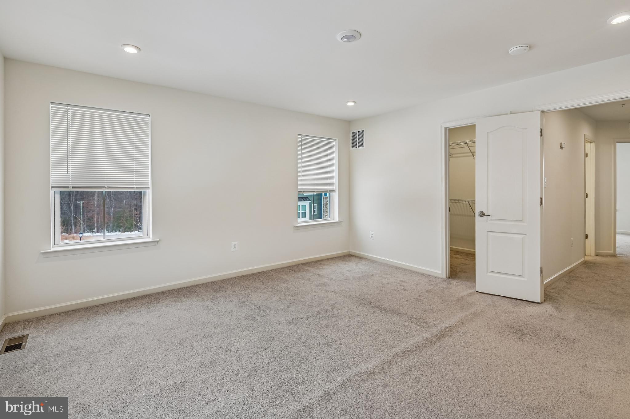 THE RIDGES - Residential