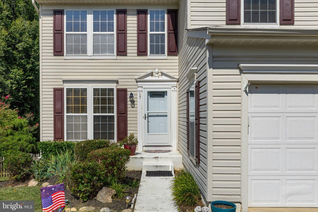 Photo of 17 Emerald Dr, Dr, FREDERICKSBURG, VA 22406 (MLS # VAST2053802)