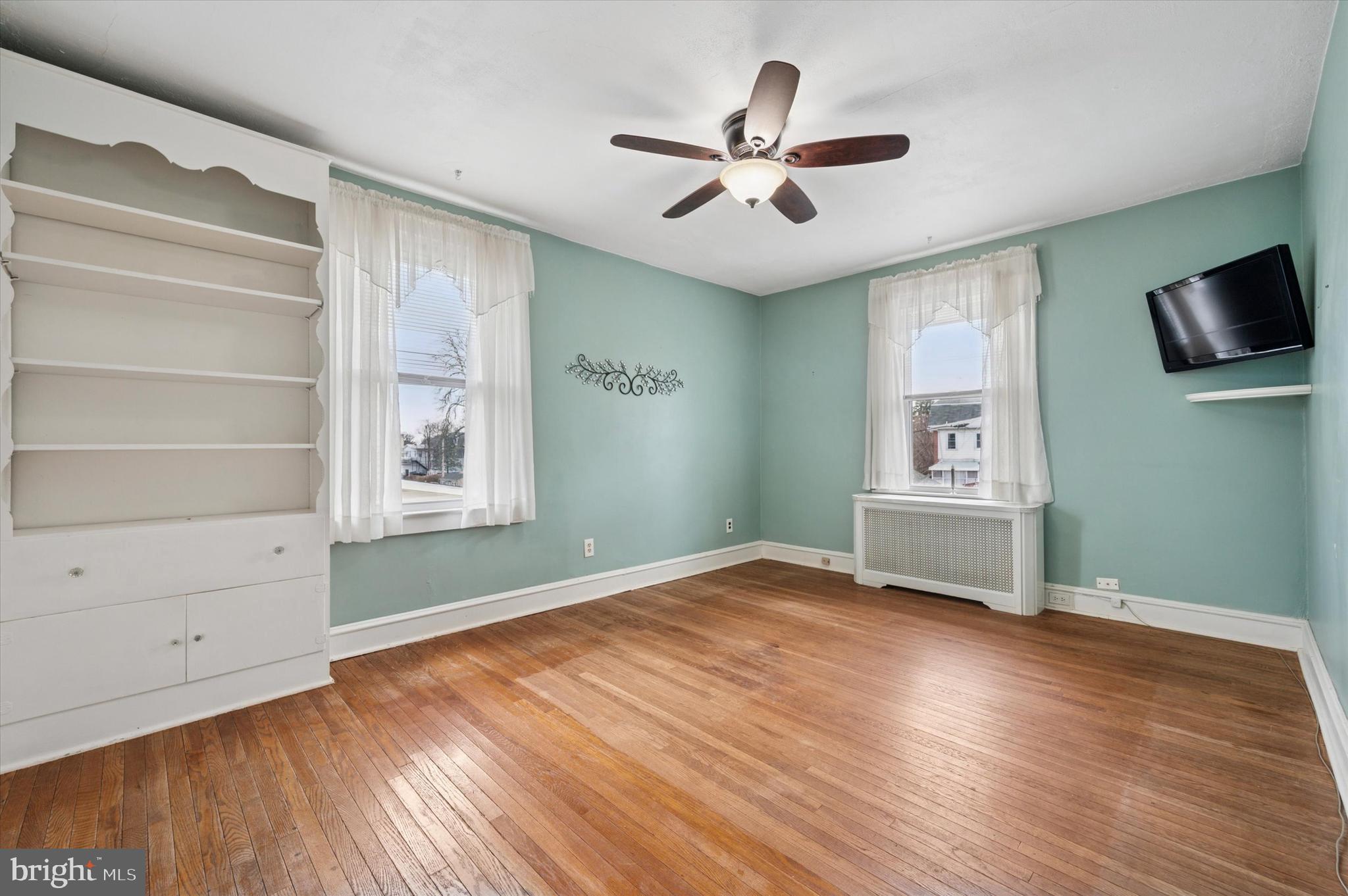 RIDLEY PARK - Residential