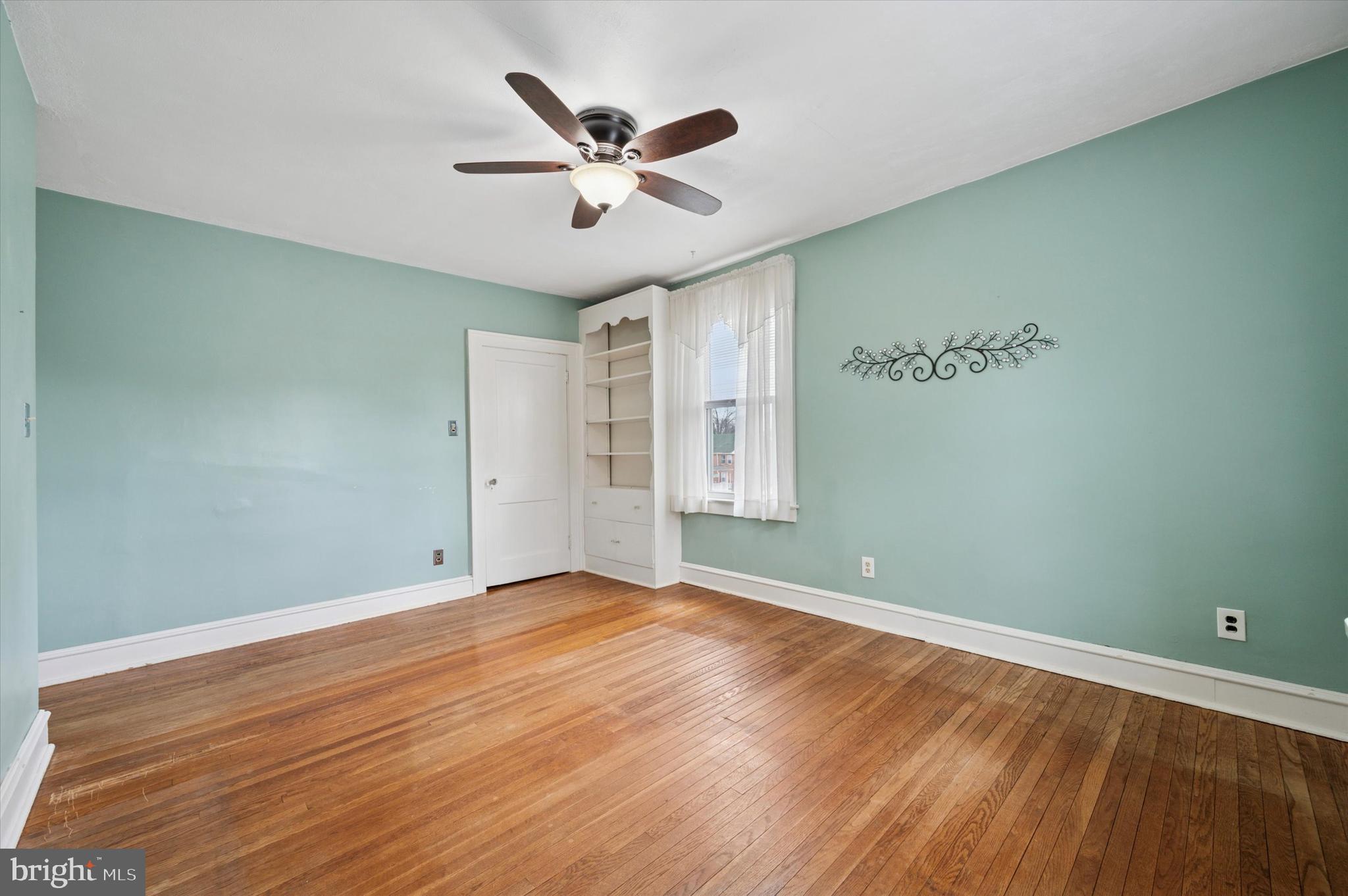 RIDLEY PARK - Residential