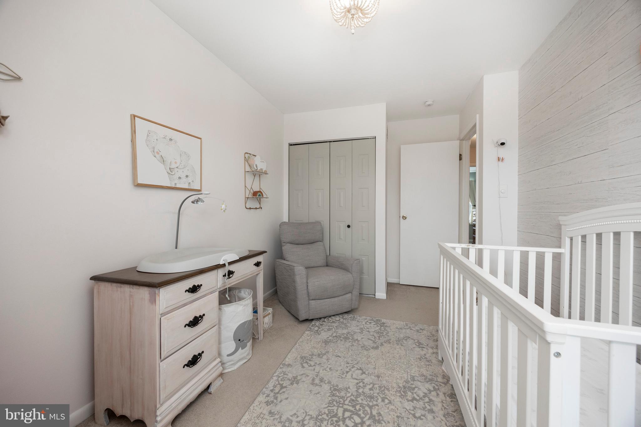 BEAVER RUN KNOLL - Residential