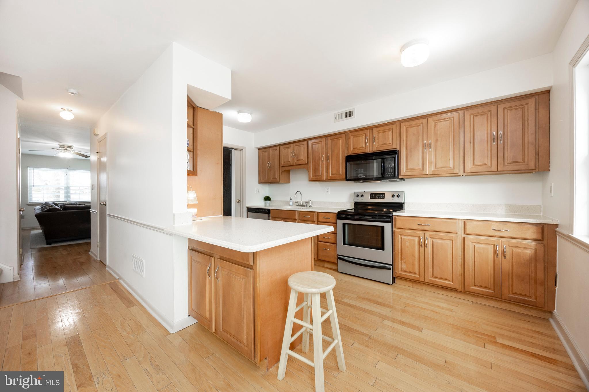 BEAVER RUN KNOLL - Residential