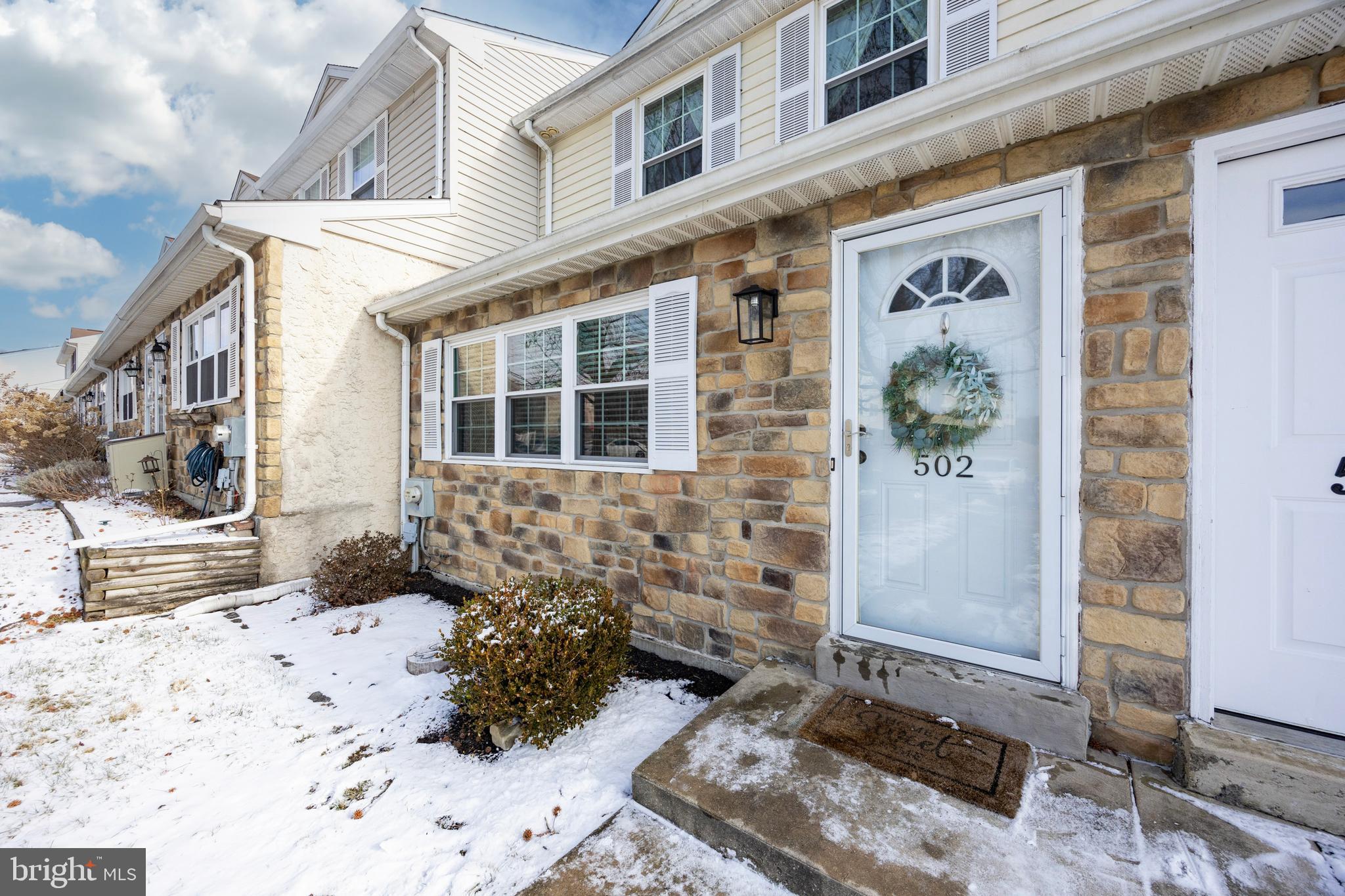 BEAVER RUN KNOLL - Residential