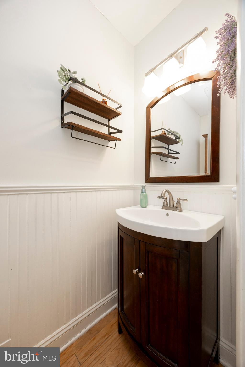 BEAVER RUN KNOLL - Residential