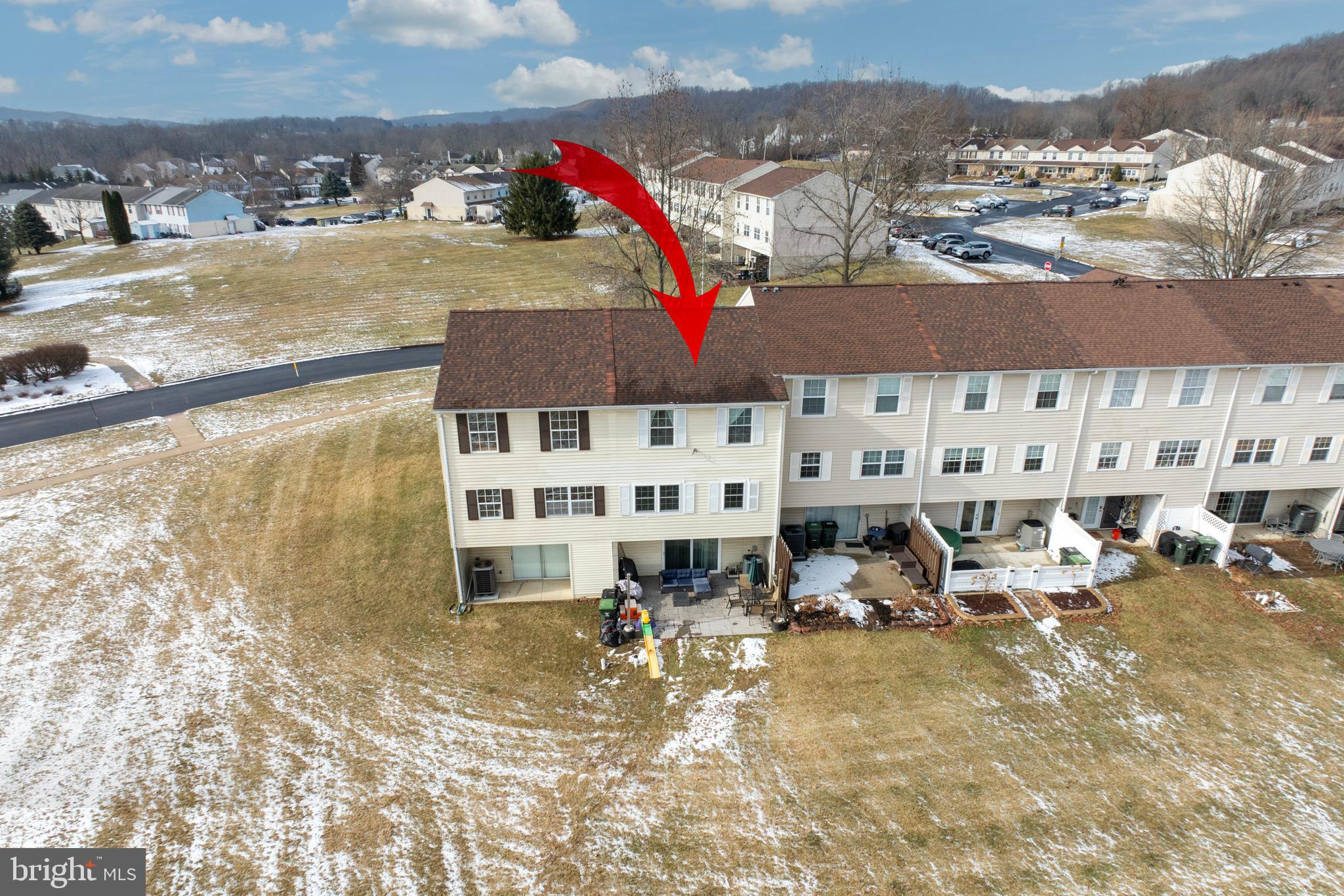 BEAVER RUN KNOLL - Residential