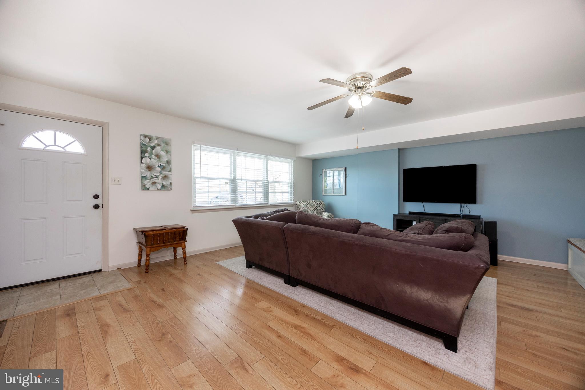 BEAVER RUN KNOLL - Residential