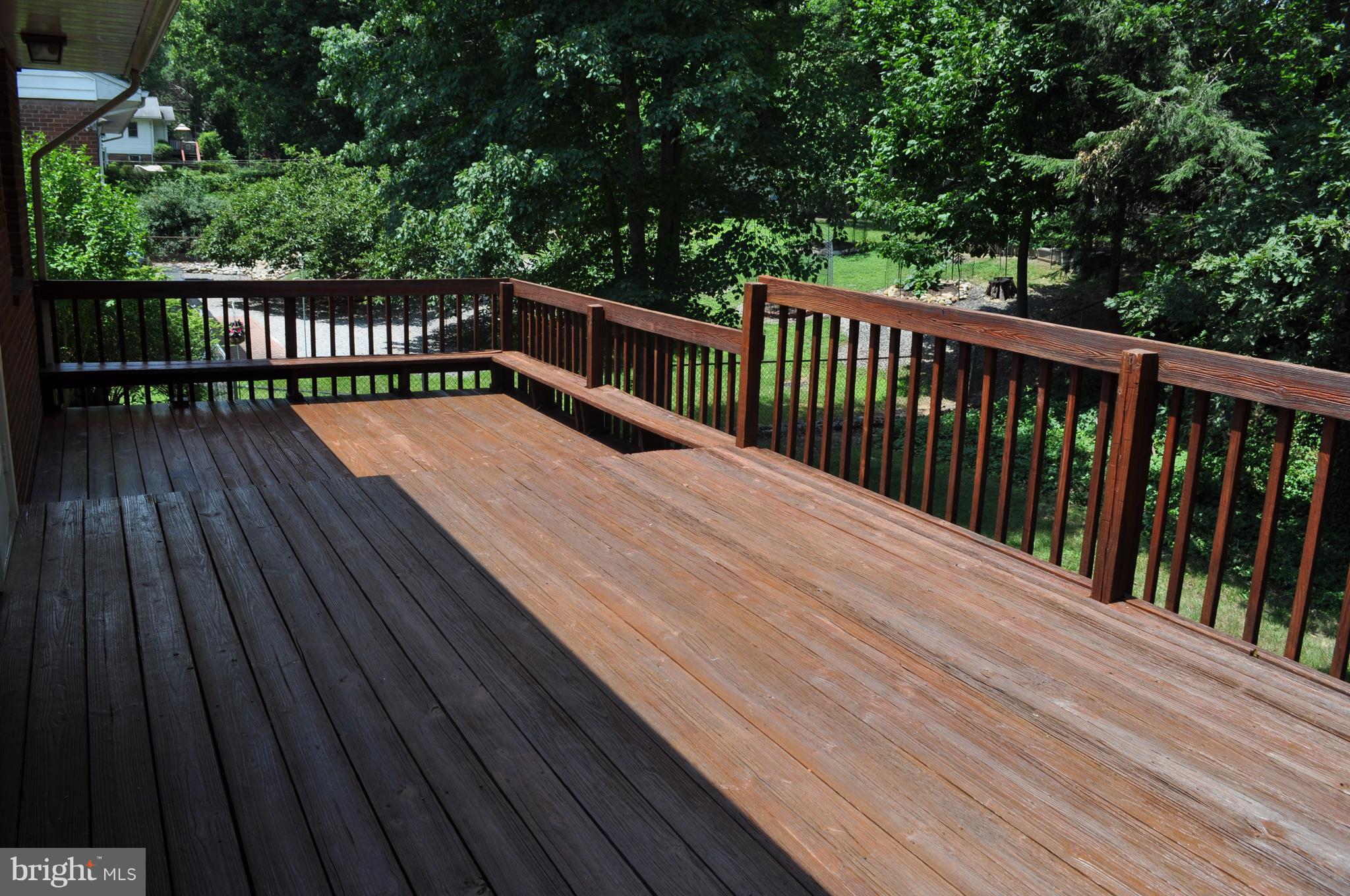 LINCOLNIA HILLS - Residential Lease