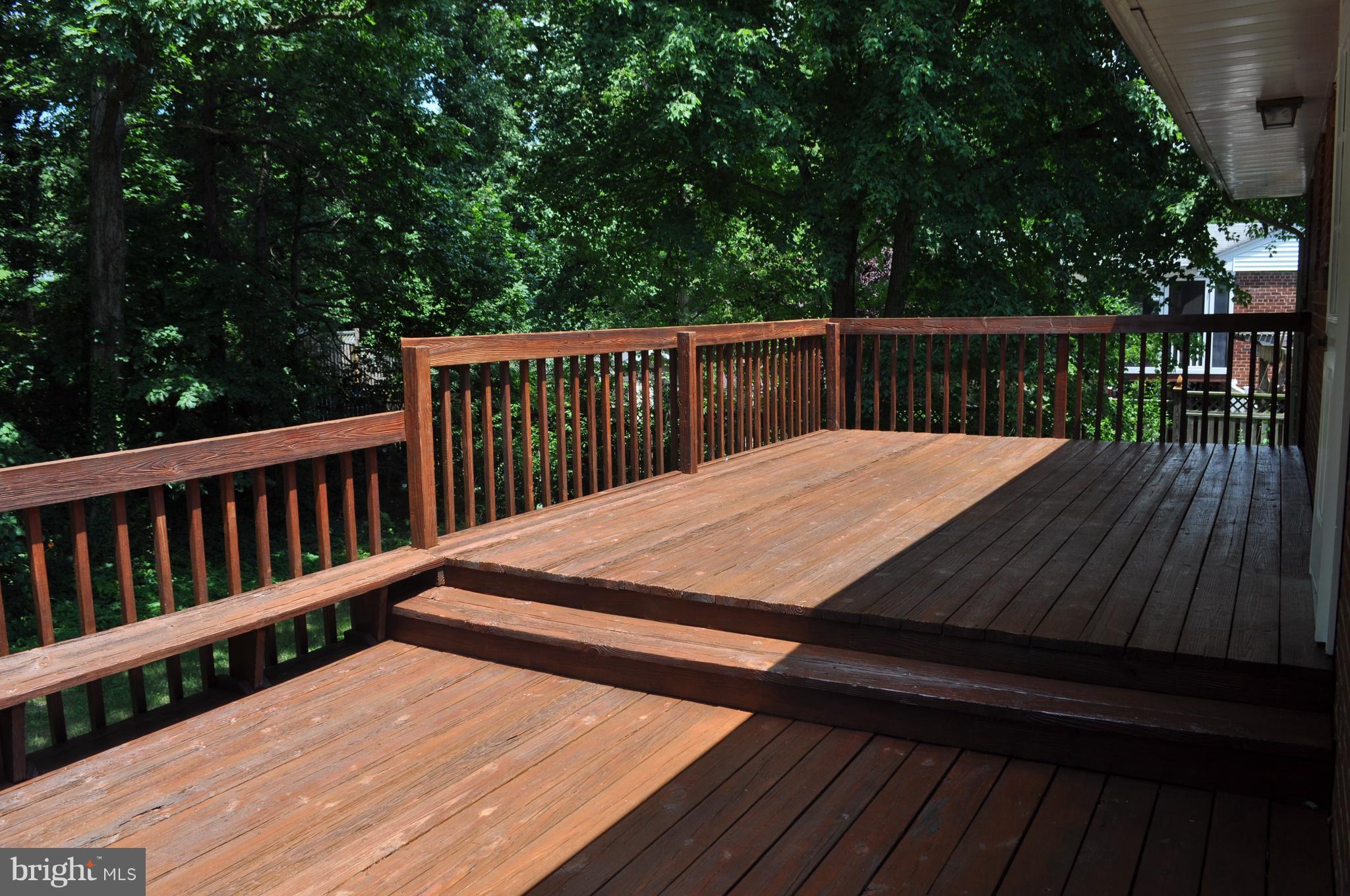 LINCOLNIA HILLS - Residential Lease