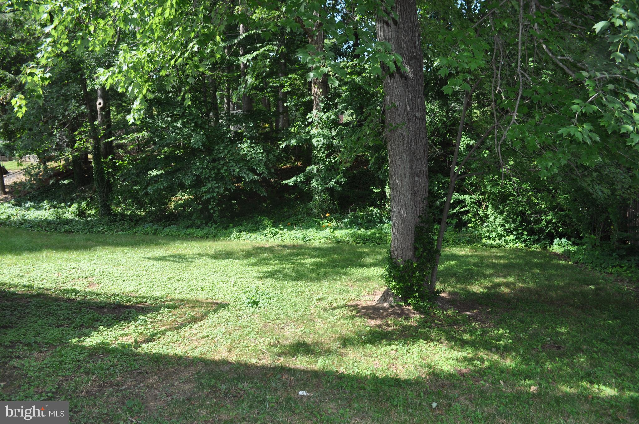 LINCOLNIA HILLS - Residential Lease