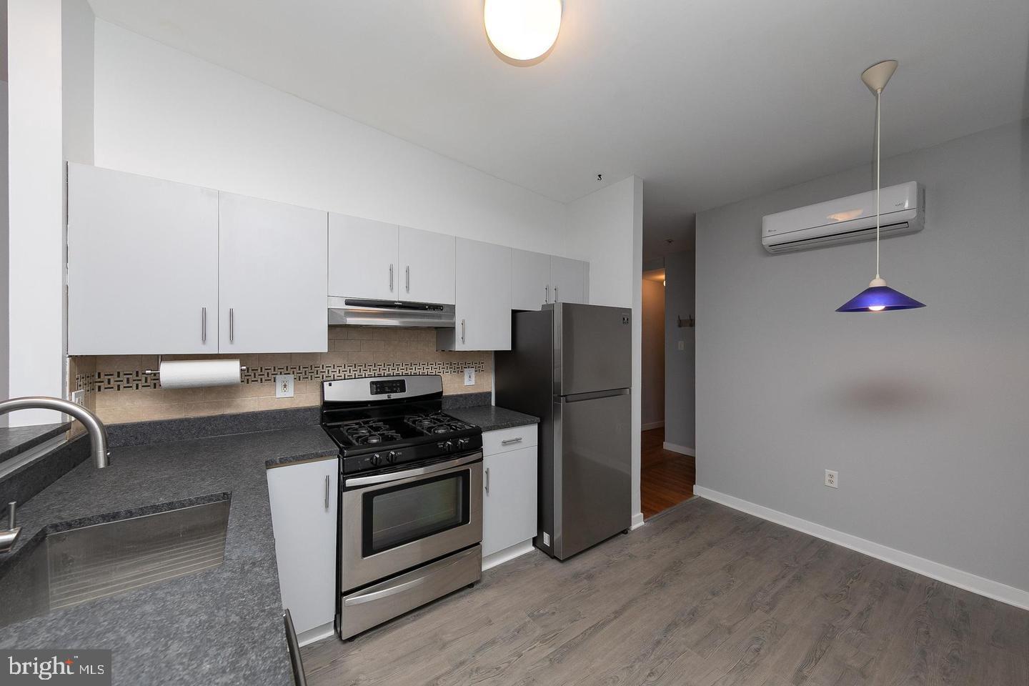 BELLA VISTA - Residential Lease