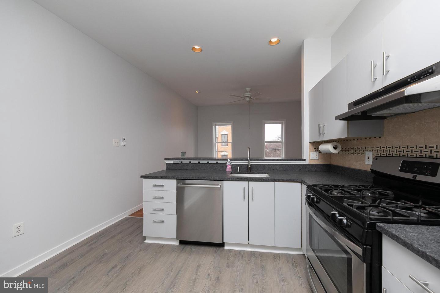 BELLA VISTA - Residential Lease