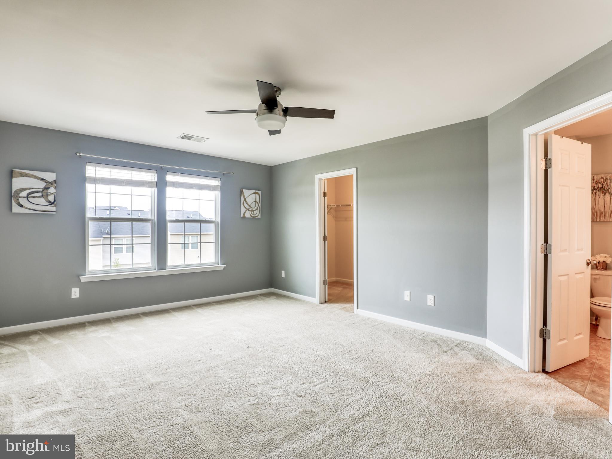 LAKELAND PLACE - Residential