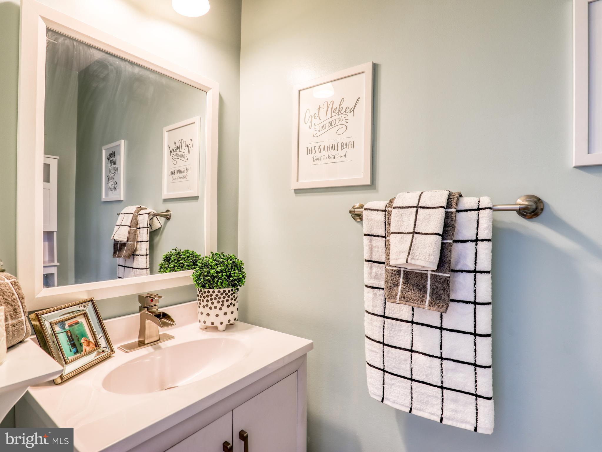 LAKELAND PLACE - Residential