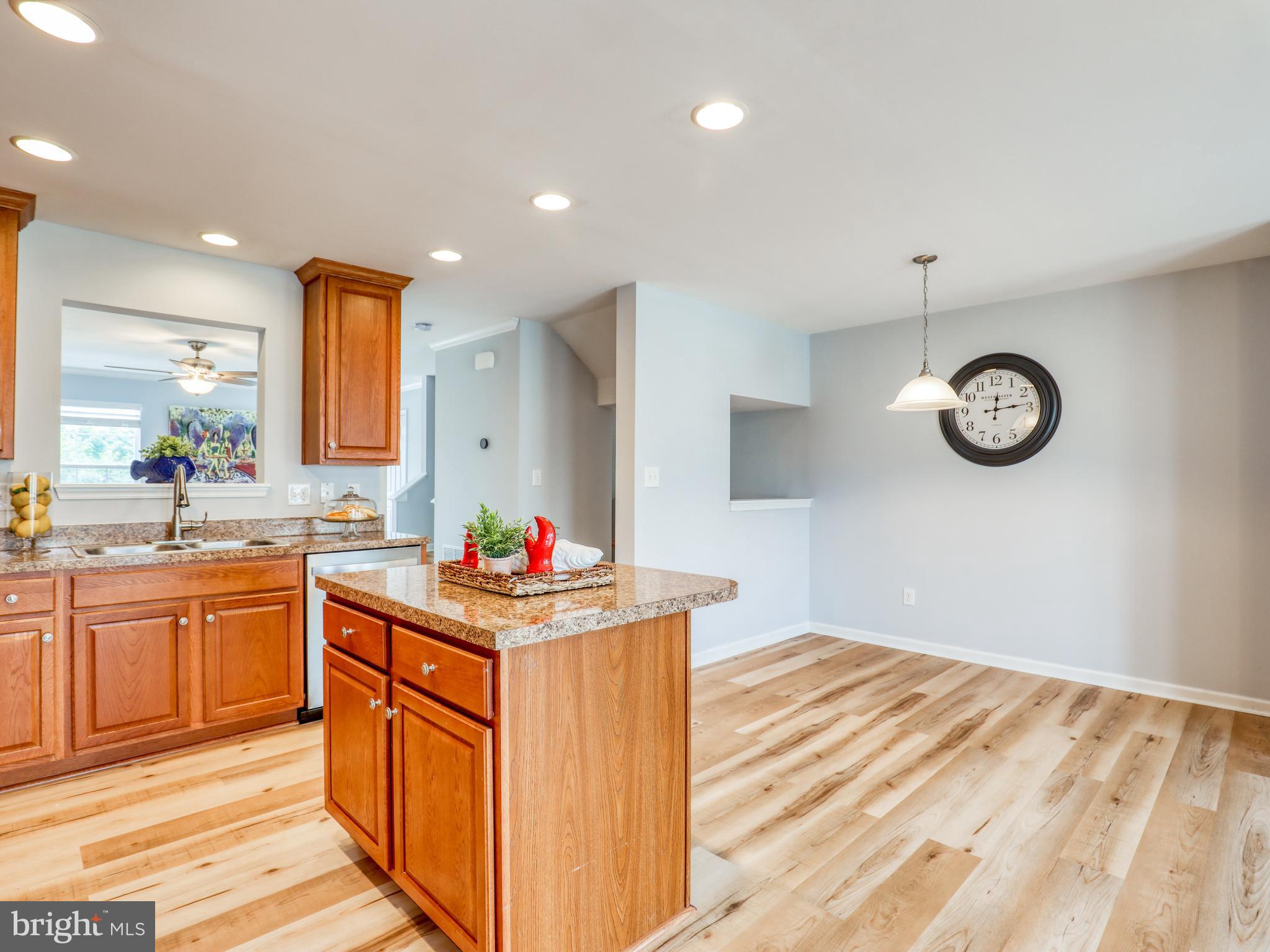 LAKELAND PLACE - Residential