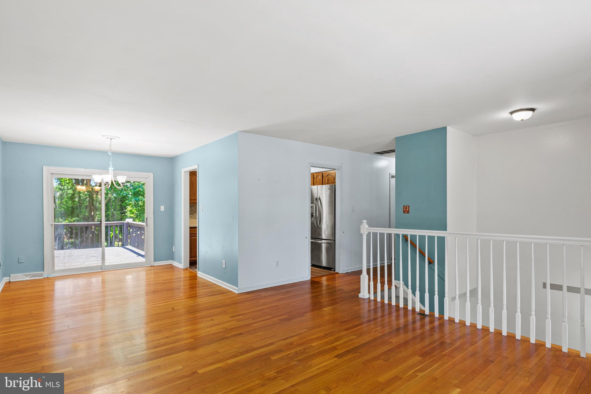 21404 WILLIAMS DRIVE