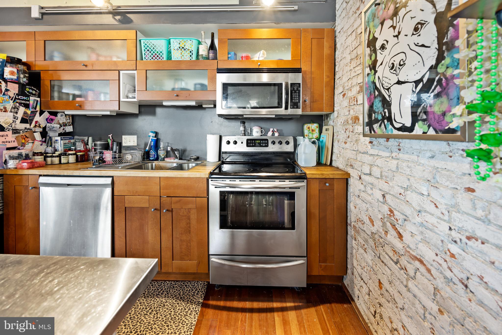 PORT RICHMOND - Residential