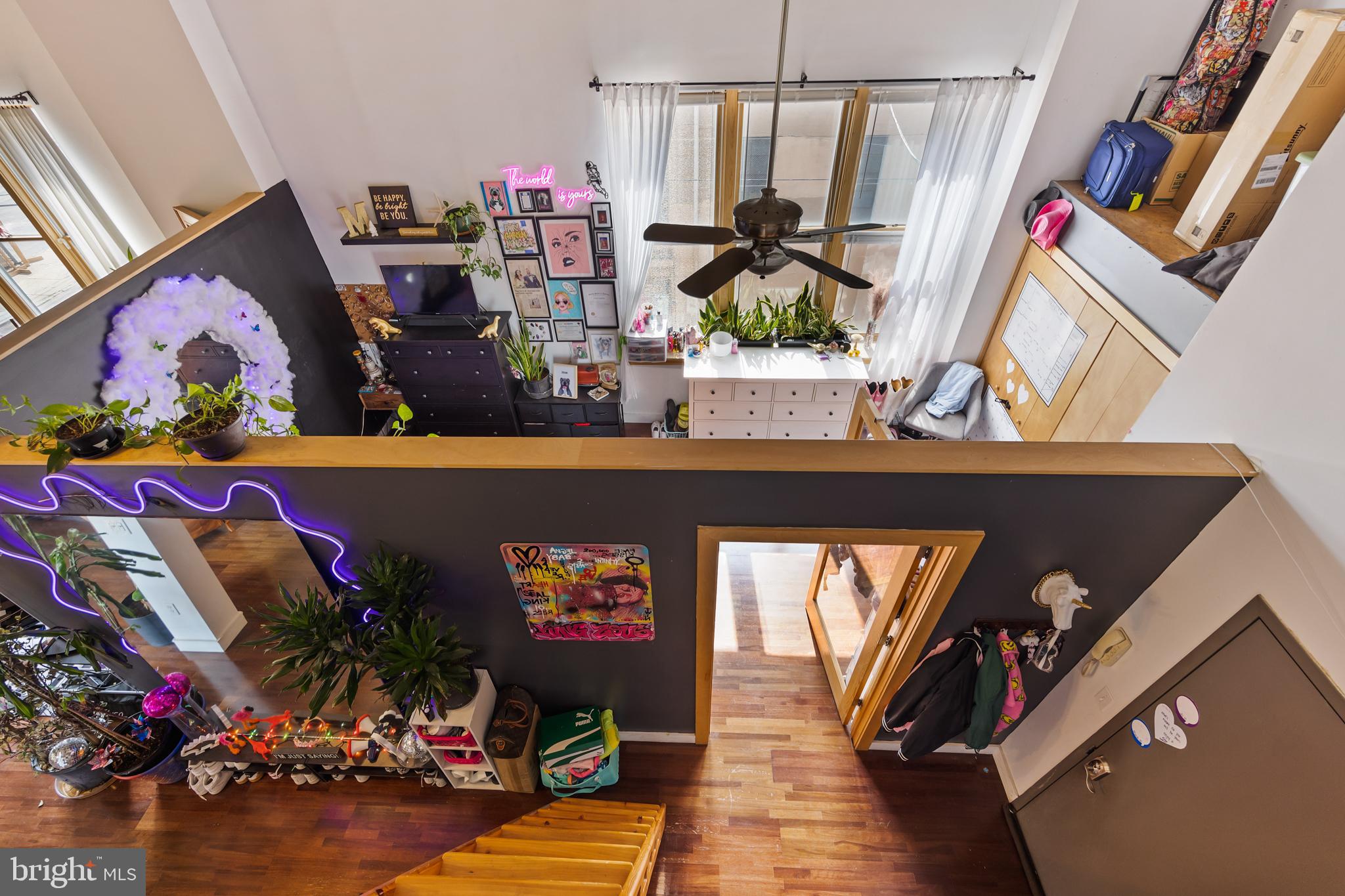 PORT RICHMOND - Residential