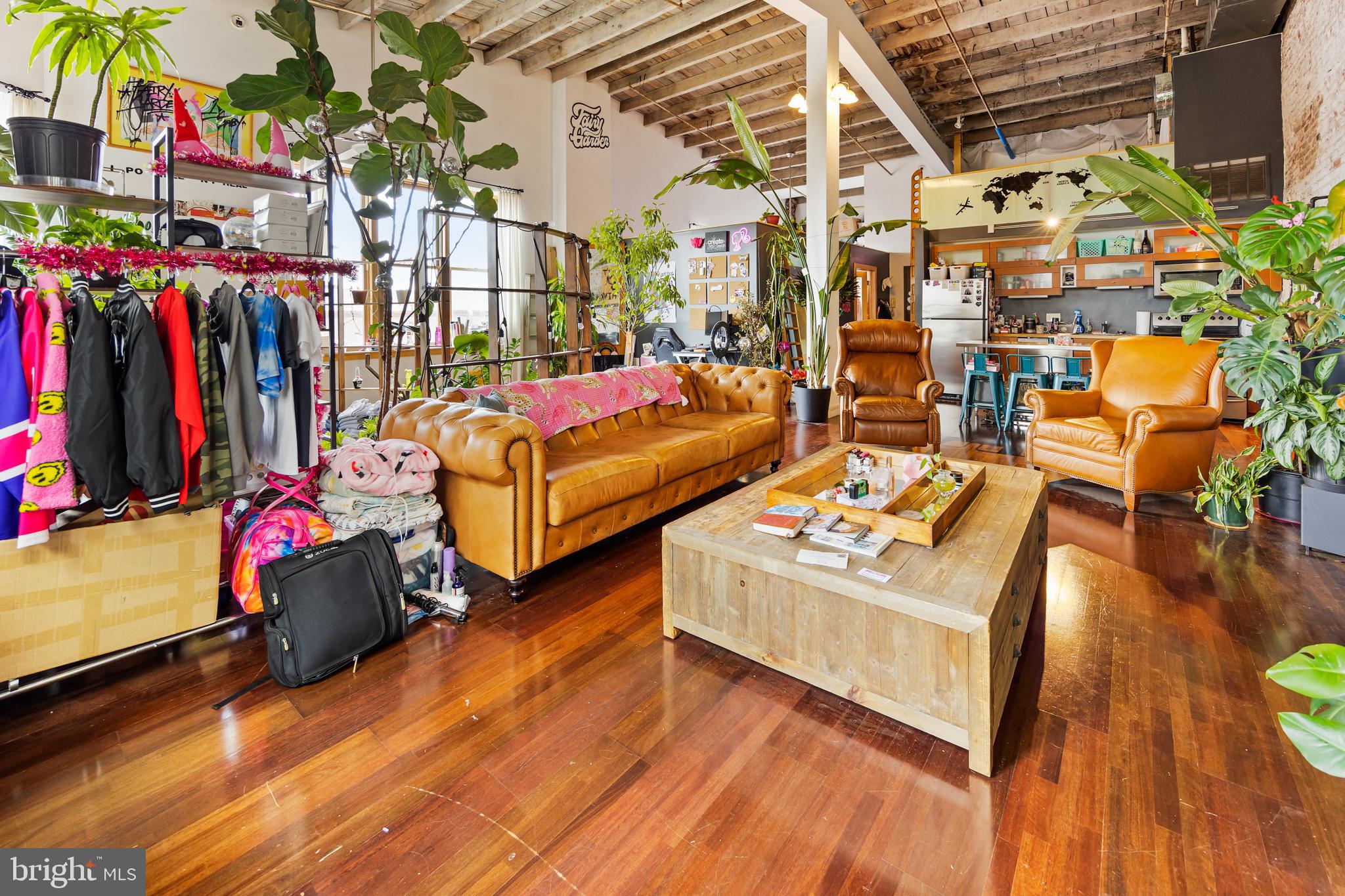 PORT RICHMOND - Residential