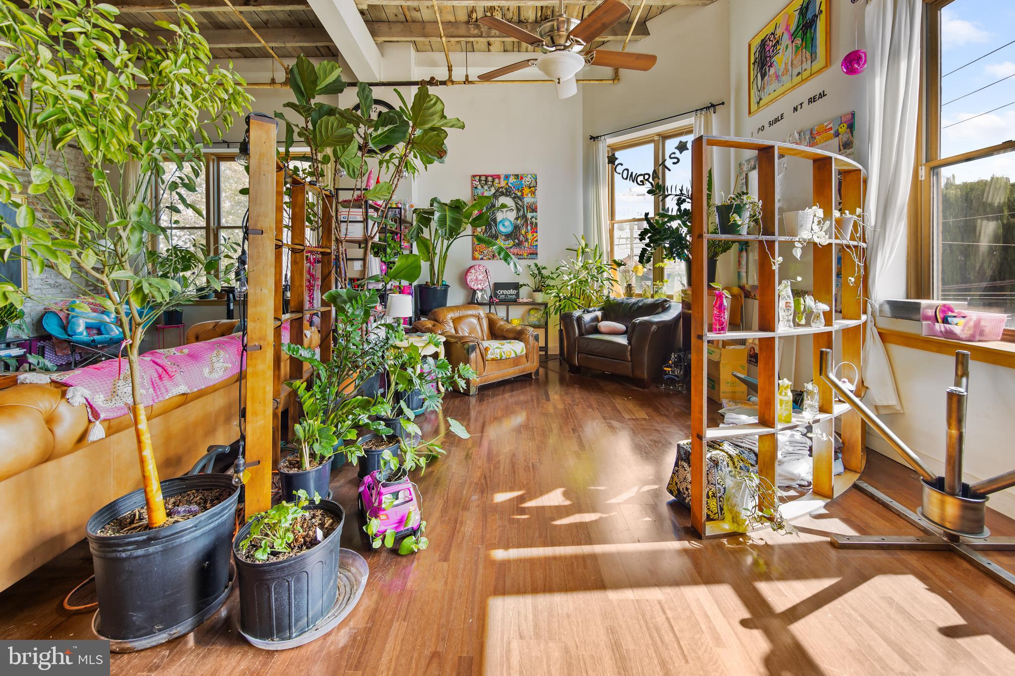 PORT RICHMOND - Residential