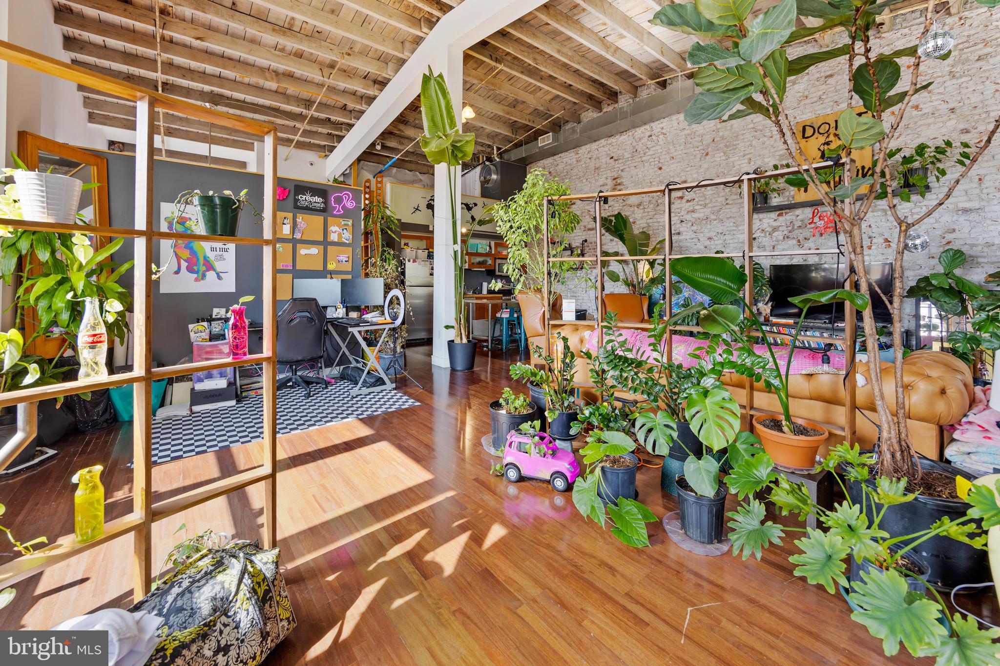 PORT RICHMOND - Residential