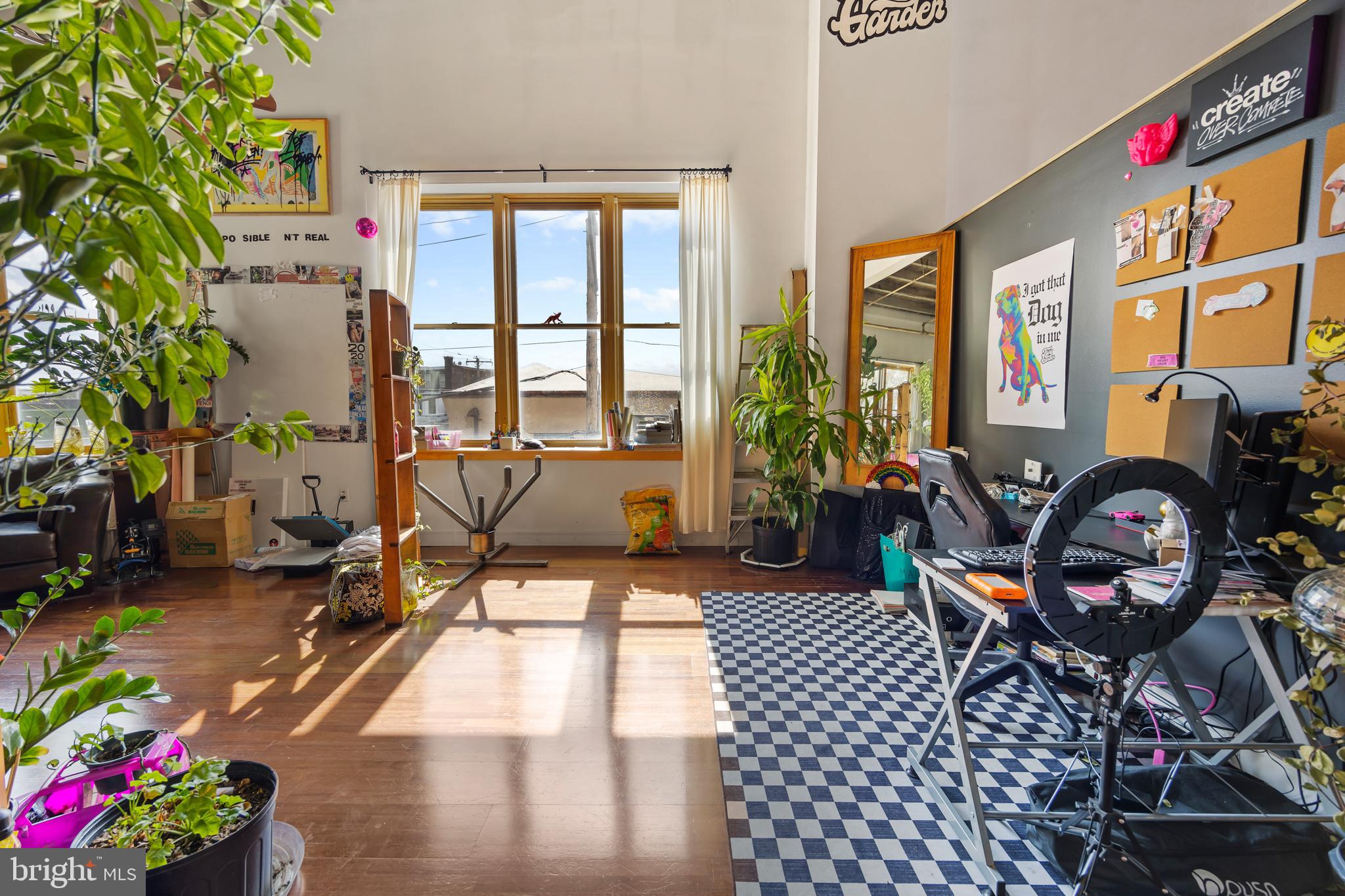 PORT RICHMOND - Residential