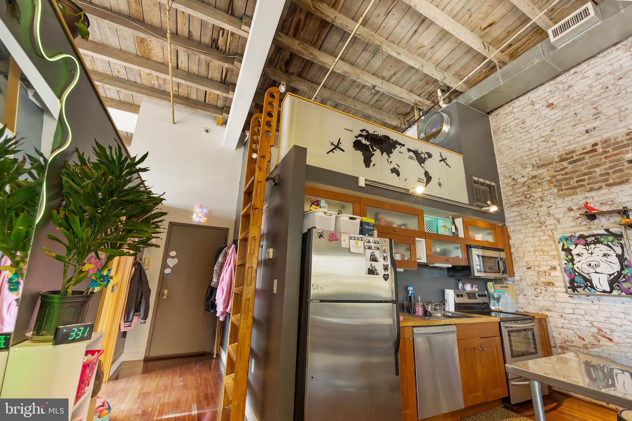 PORT RICHMOND - Residential