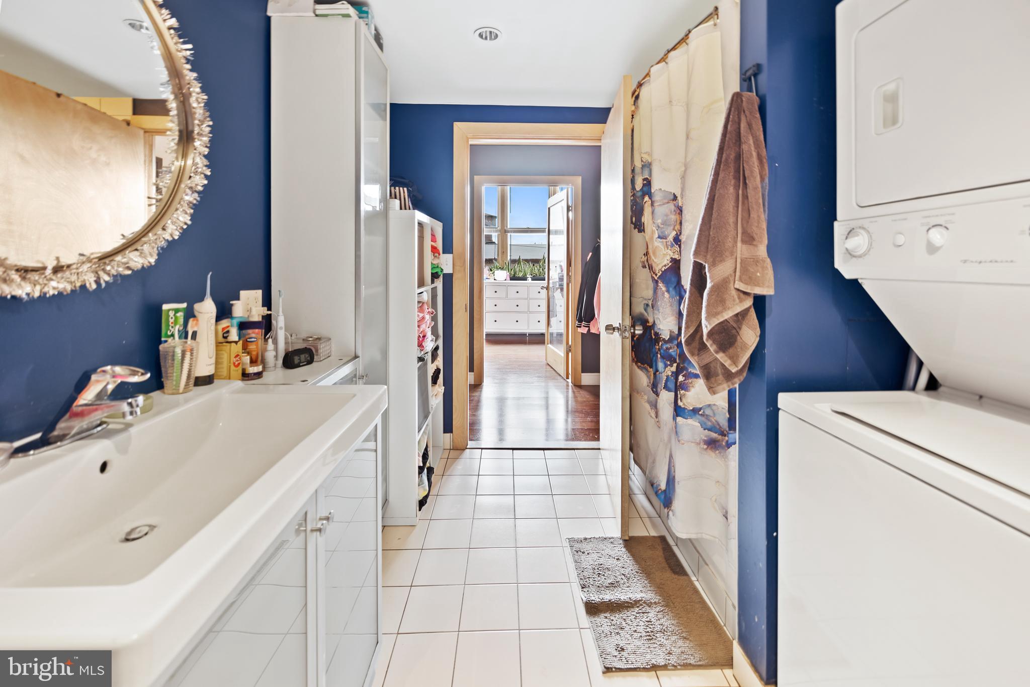 PORT RICHMOND - Residential