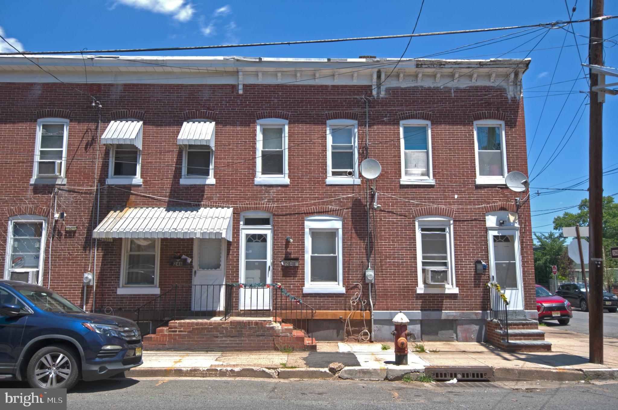248 GRAND STREET