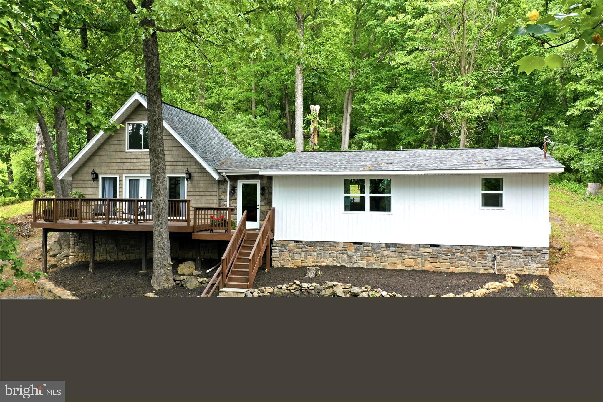 557 GOLDEN RUSSET DRIVE