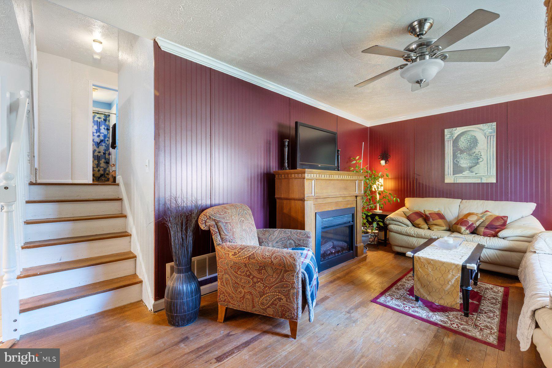 530 RITA DRIVE
