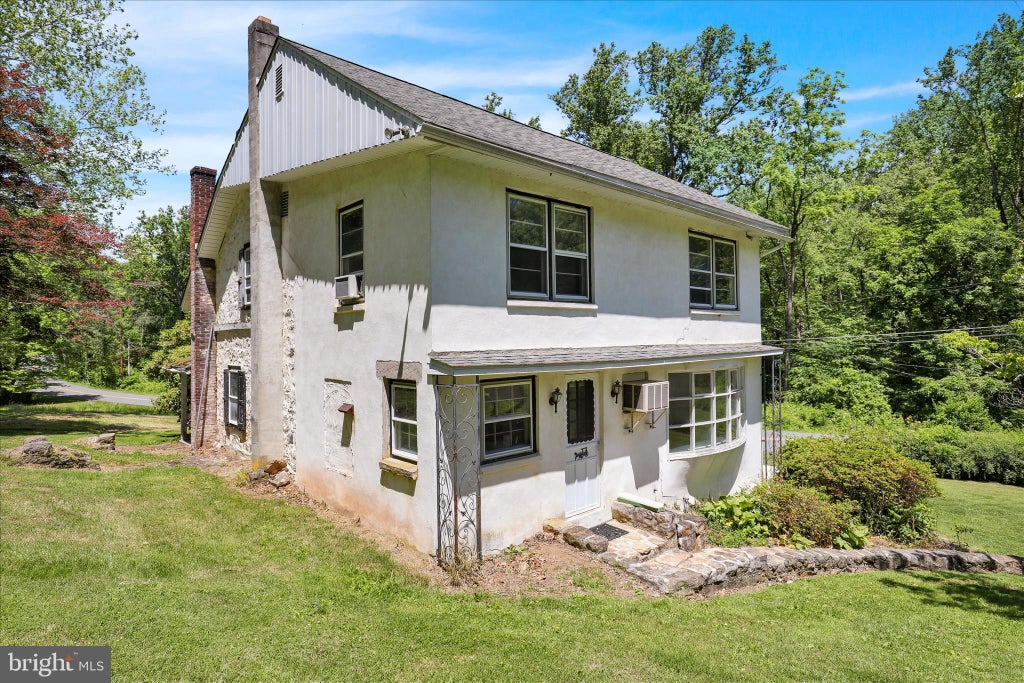 Photo of 32 Furnace Run Road, BOYERTOWN, PA 19512 (MLS # PABK2072924)