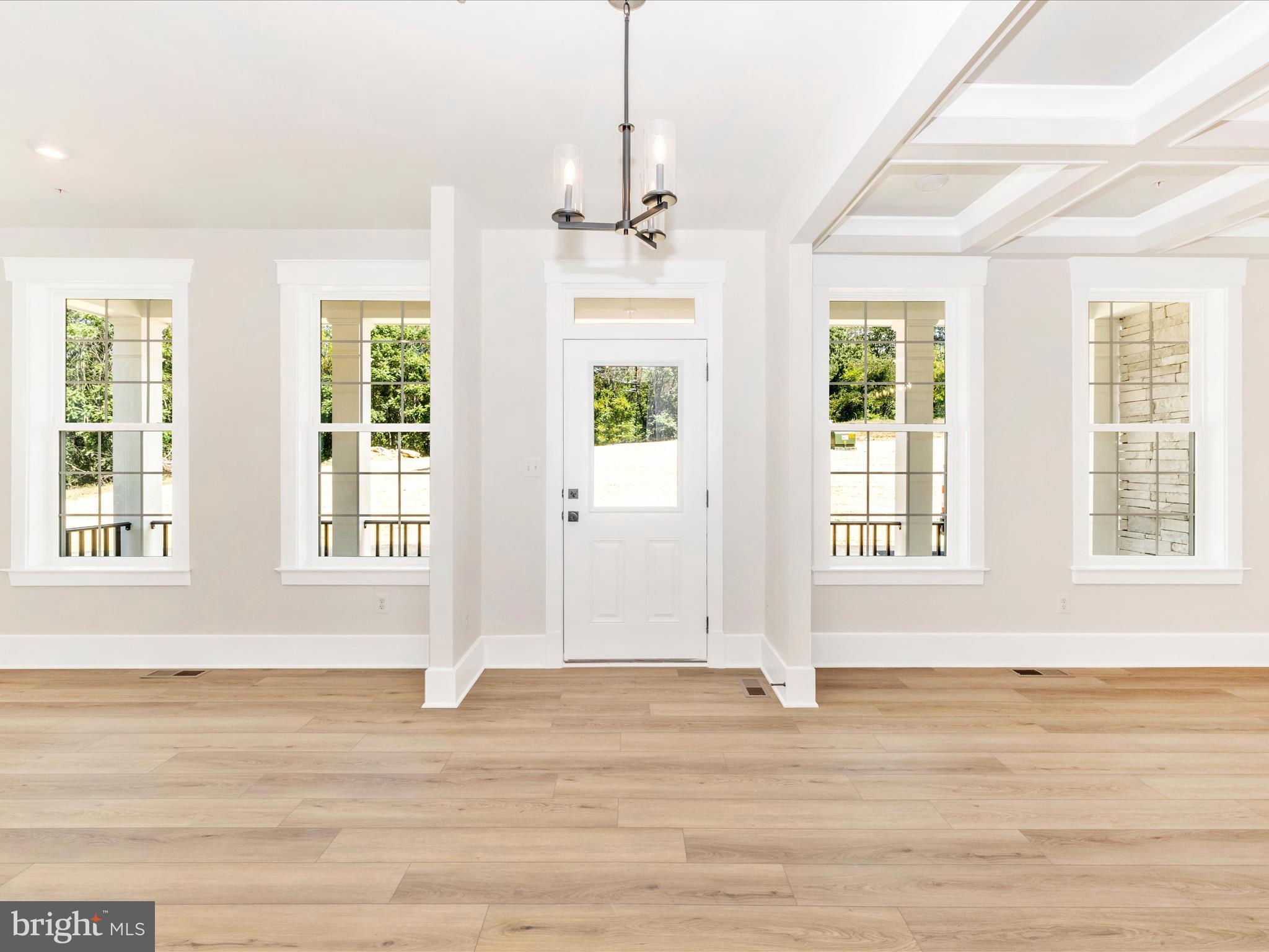 AMERICUS MANOR - Residential