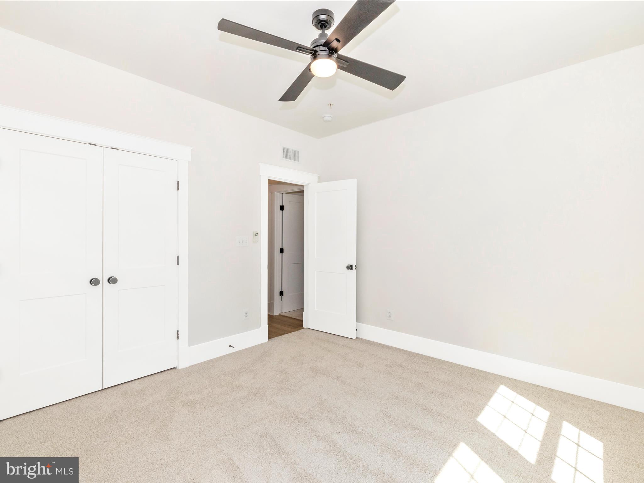 AMERICUS MANOR - Residential