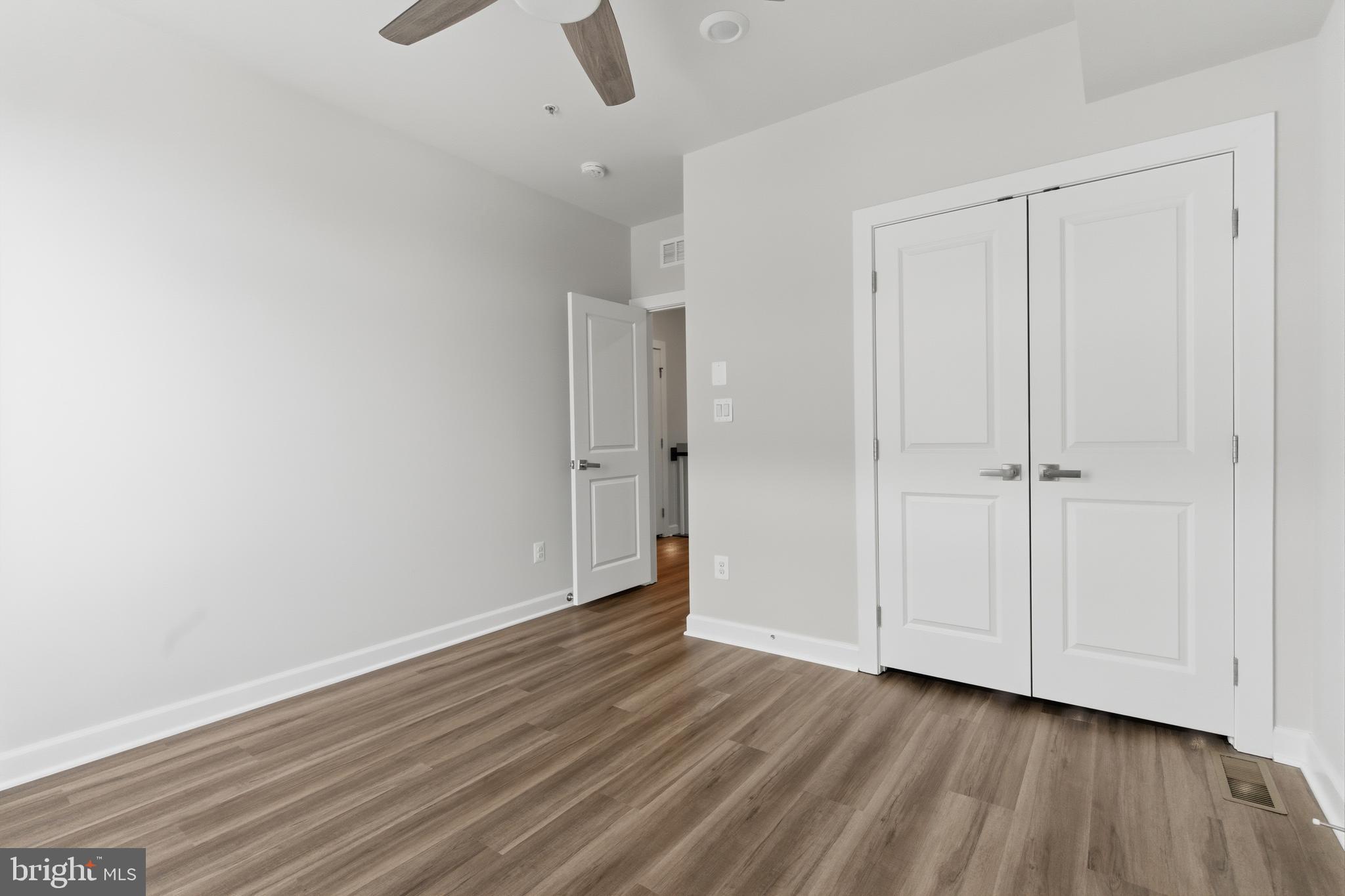 WOODLAND PARK STATION - Residential