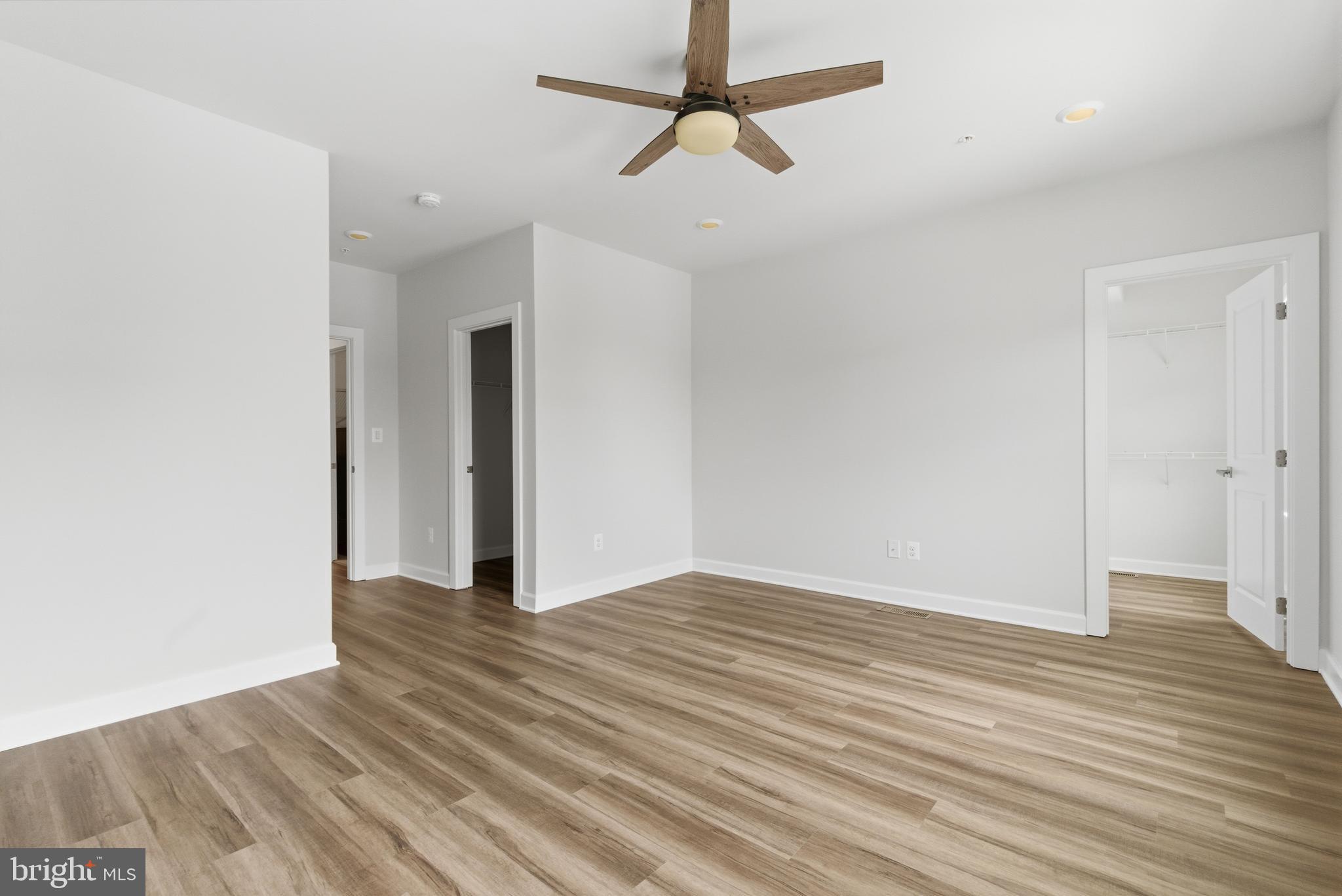 WOODLAND PARK STATION - Residential